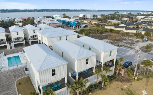 Totally Beachin' at Pelican Place