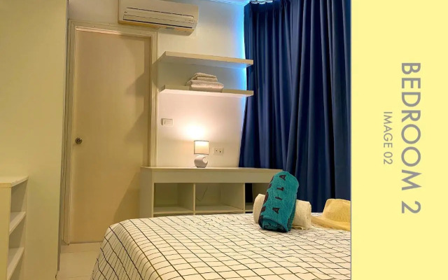 Stylish Condo w. Pool View 2F