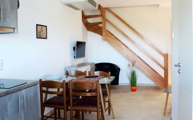 Anemomylos Lefkimmi Luxus Suites Hotel