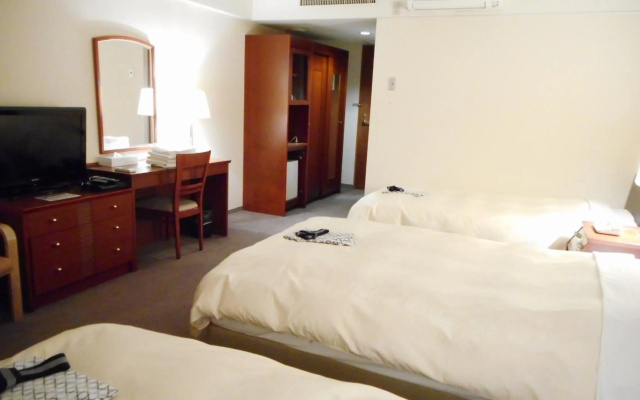 Breezbay Lake Resort Kawaguchiko – Guest Rooms – Fujikawaguchiko