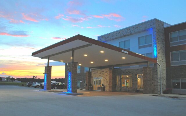 Holiday Inn Express & Suites Columbia City, an IHG Hotel