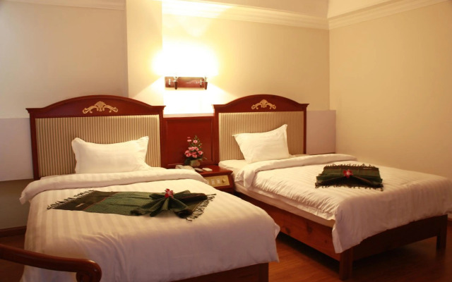 Lux Riverside Hotel & Apartment
