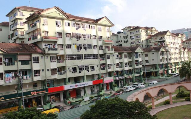Jack's CondoApartment @ Marina Court Resort Condominium