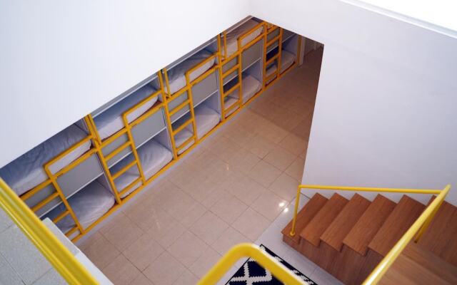 Caricia Hostel