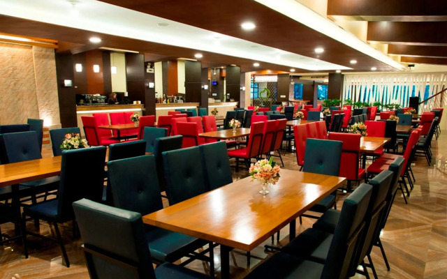 Venus Parkview Hotel