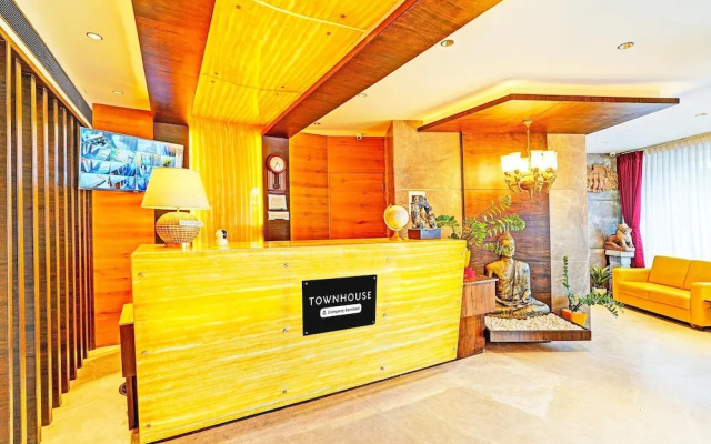 Super Townhouse Indiranagar