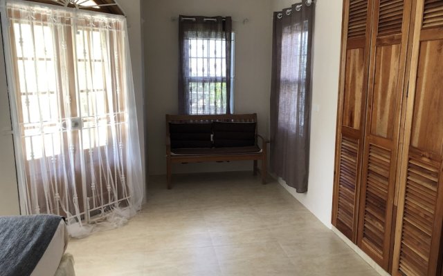Stunning 2-bed Apartment in Montego Bay