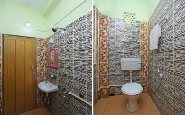 OYO Flagship 4720 Ma Guest House 2
