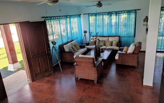 Natural Pool Villa Perfect for Families