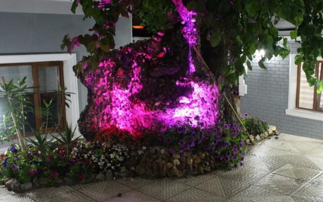 Sah-i Divan Apart Hotel