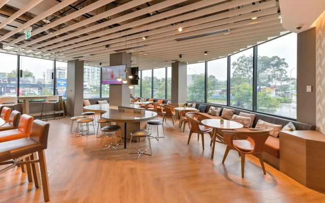 Holiday Inn Express Sydney Airport by IHG