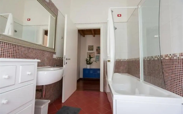 Sky Apartment, Bologna for 5 pax