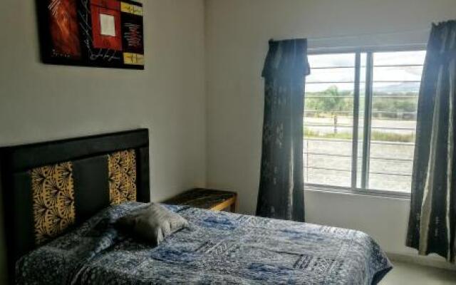 Kenzi House Zona Industrial