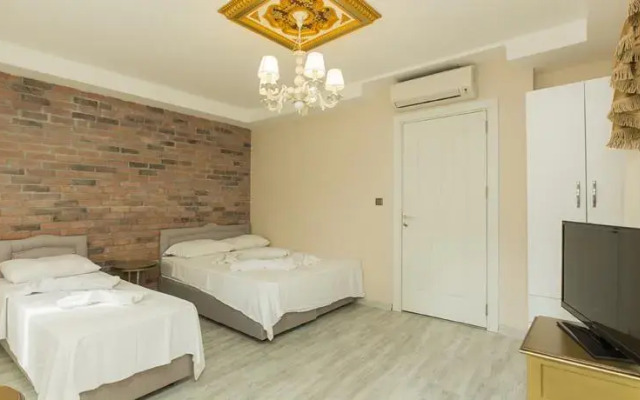 Daimon Suite
