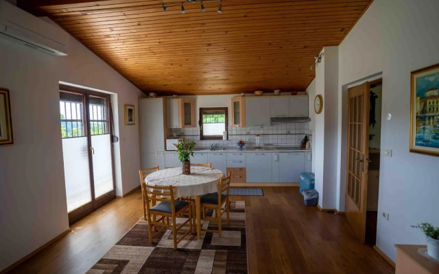 Lidija Apartment Izola
