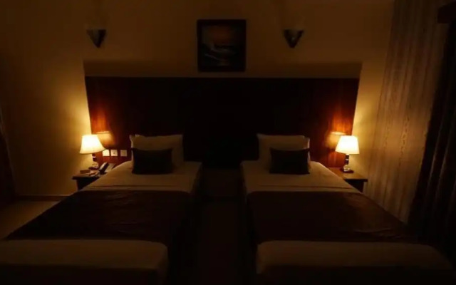 World Inn Karachi