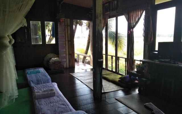 Oui Kaew Homestay
