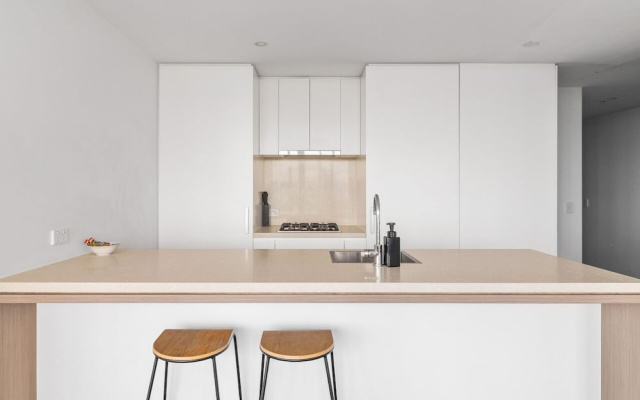 City Lights Retreat – Fortitude Valley