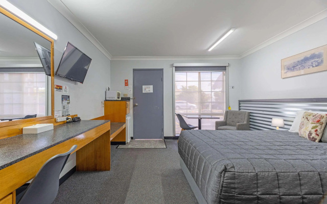 Comfort Inn Shearing Shed