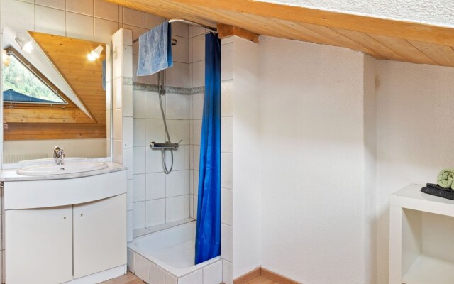 Simplistic Apartment in Fließ near Gachenblick Mountain