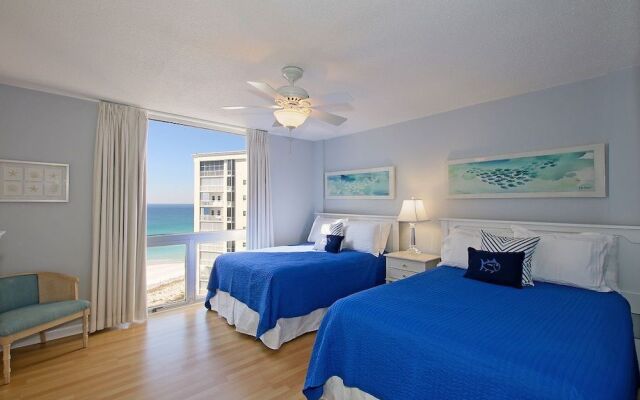 Shoreline 2111 Condo by RedAwning