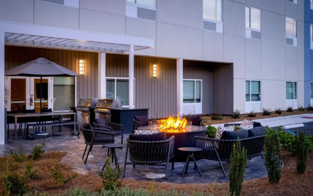 Hawthorn Suites By Wyndham Brunswick