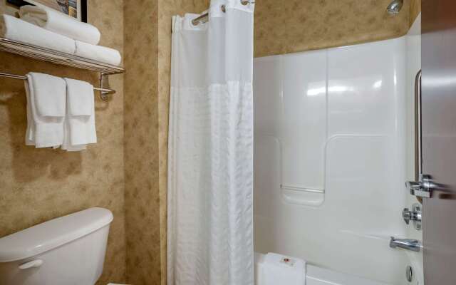 Comfort Inn & Suites Cambridge