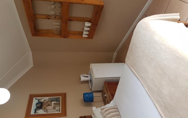 Oasis Shanti Backpackers