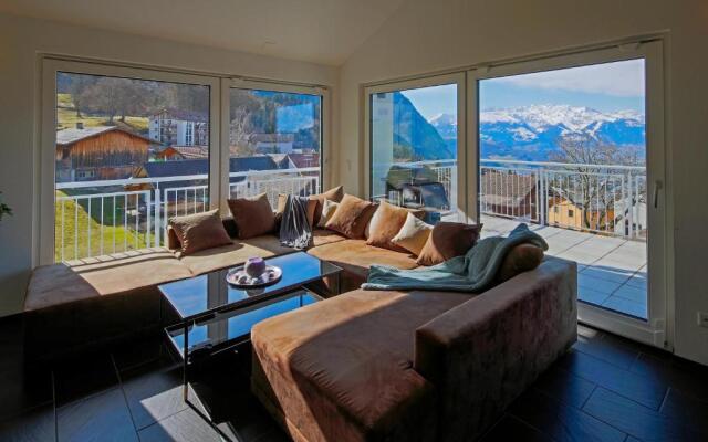 Modern and Cosy 5 Rooms Penthouse With Stunning View