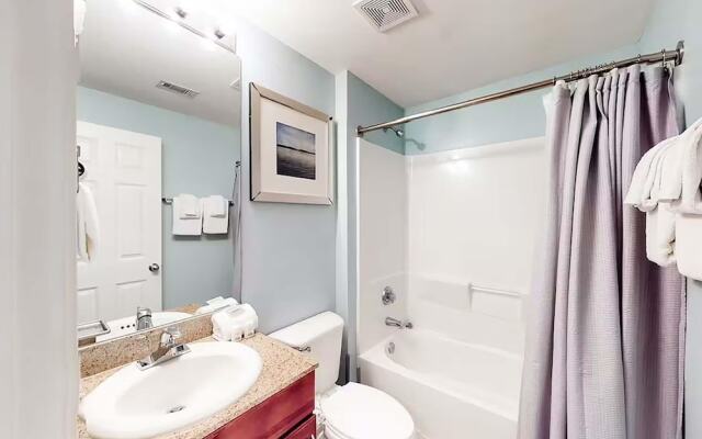 Laketown Wharf 801