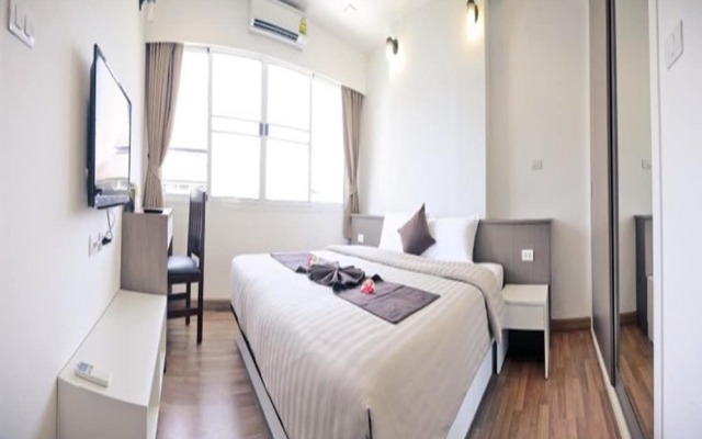 R Residence Sri Racha