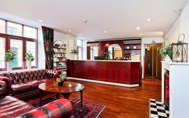 hotelImage