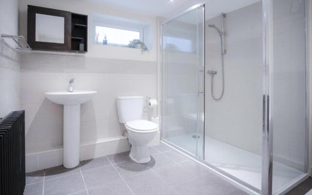 Sea Breeze Apt 3 - 2 Bedroom - Horton Beech