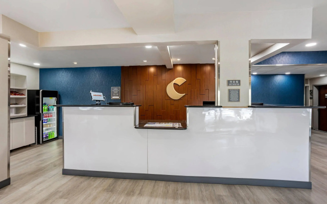 Comfort Inn & Suites Harrisburg-Hershey North