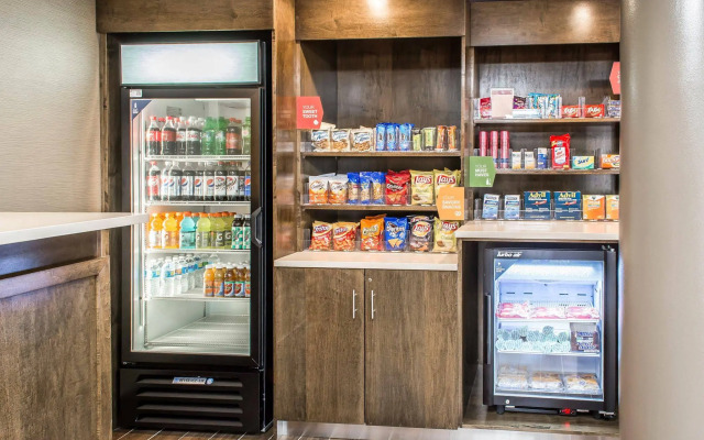 Comfort Suites Near Potomac Mills