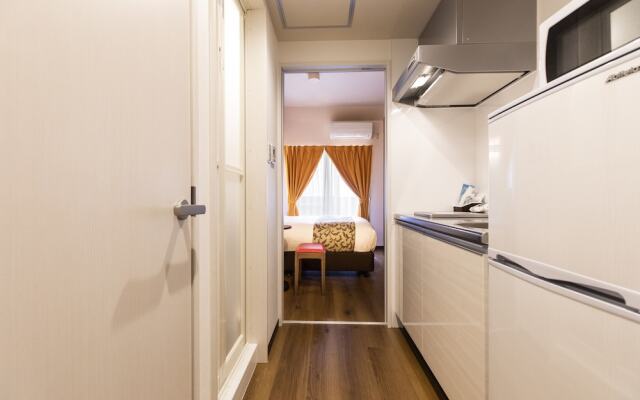 Mr.KINJO in Color'z Ciizi