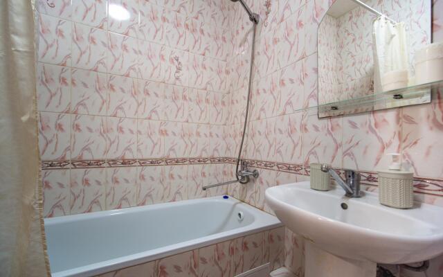 Apartments Dobrye sutki on 79/3 Rossiyskaya Street
