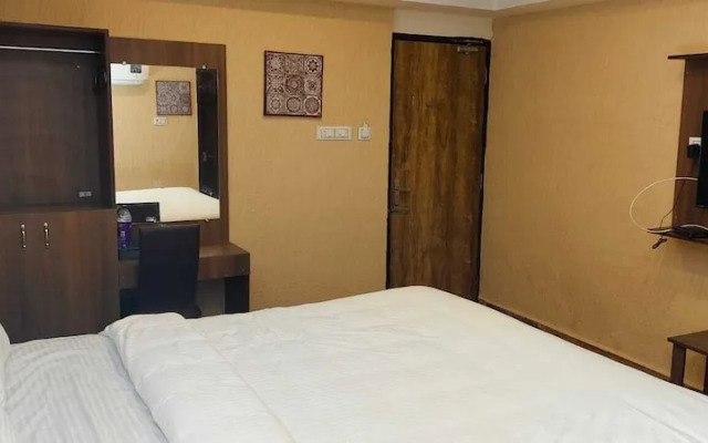 Omr Grand Inn