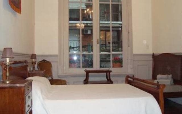 Voyage Recoleta Hostel