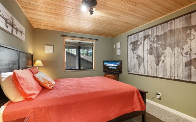 Heavenly Haven - Hot Tub + Seasonal HOA Pool