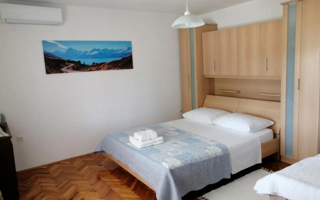 Holiday house Tunjarice