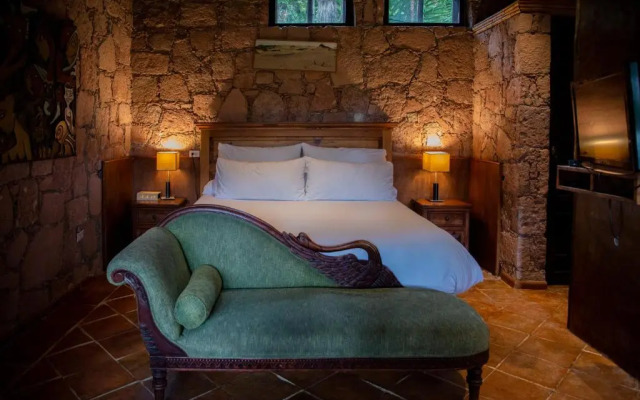 Nirvana Restaurant And Retreat