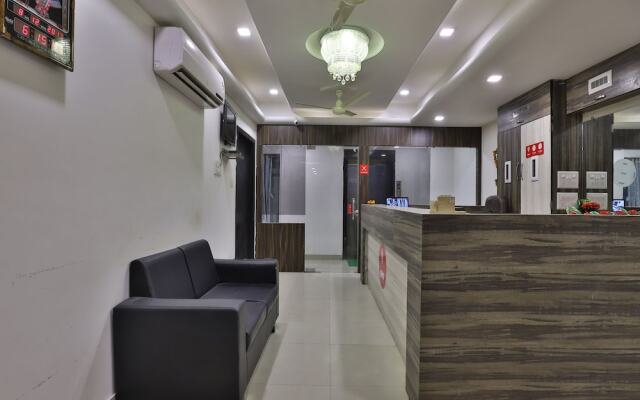 OYO 9591 Hotel Neel Kamal