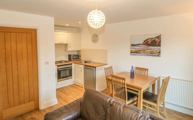 6 Malthouse Court