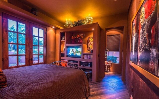 Four Peaks B and B Romantic Getaway