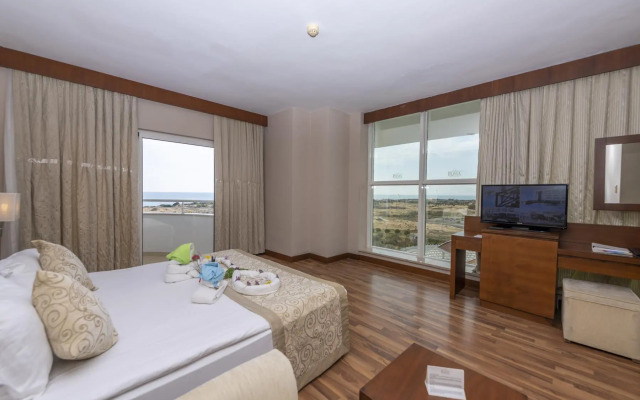Roma Beach Resort & Spa