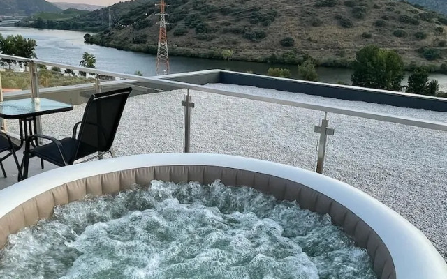 Douro Elegance Suites