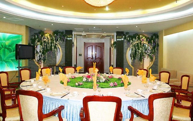 Yantai Golden Beach Hotel