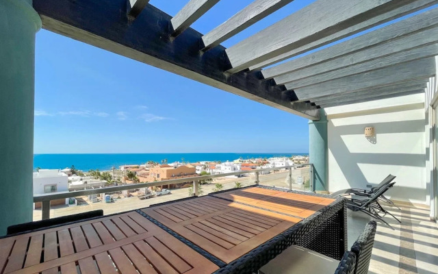 Quiet Cozy Getaway With Stunning Ocean View