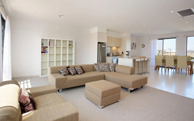 Coast Retreats Victoria